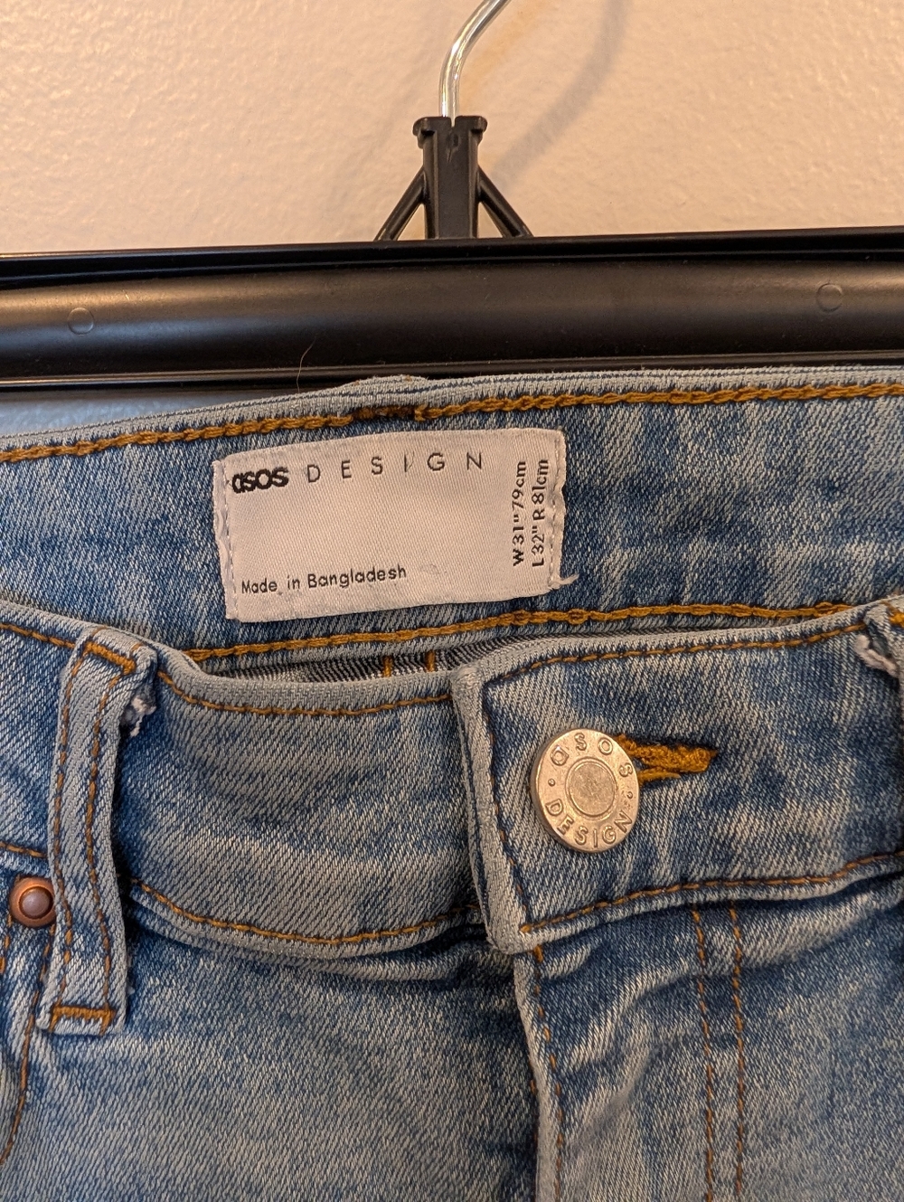ASOS DESIGN stretch flare jeans in light wash blue - Picture 4 of 6
